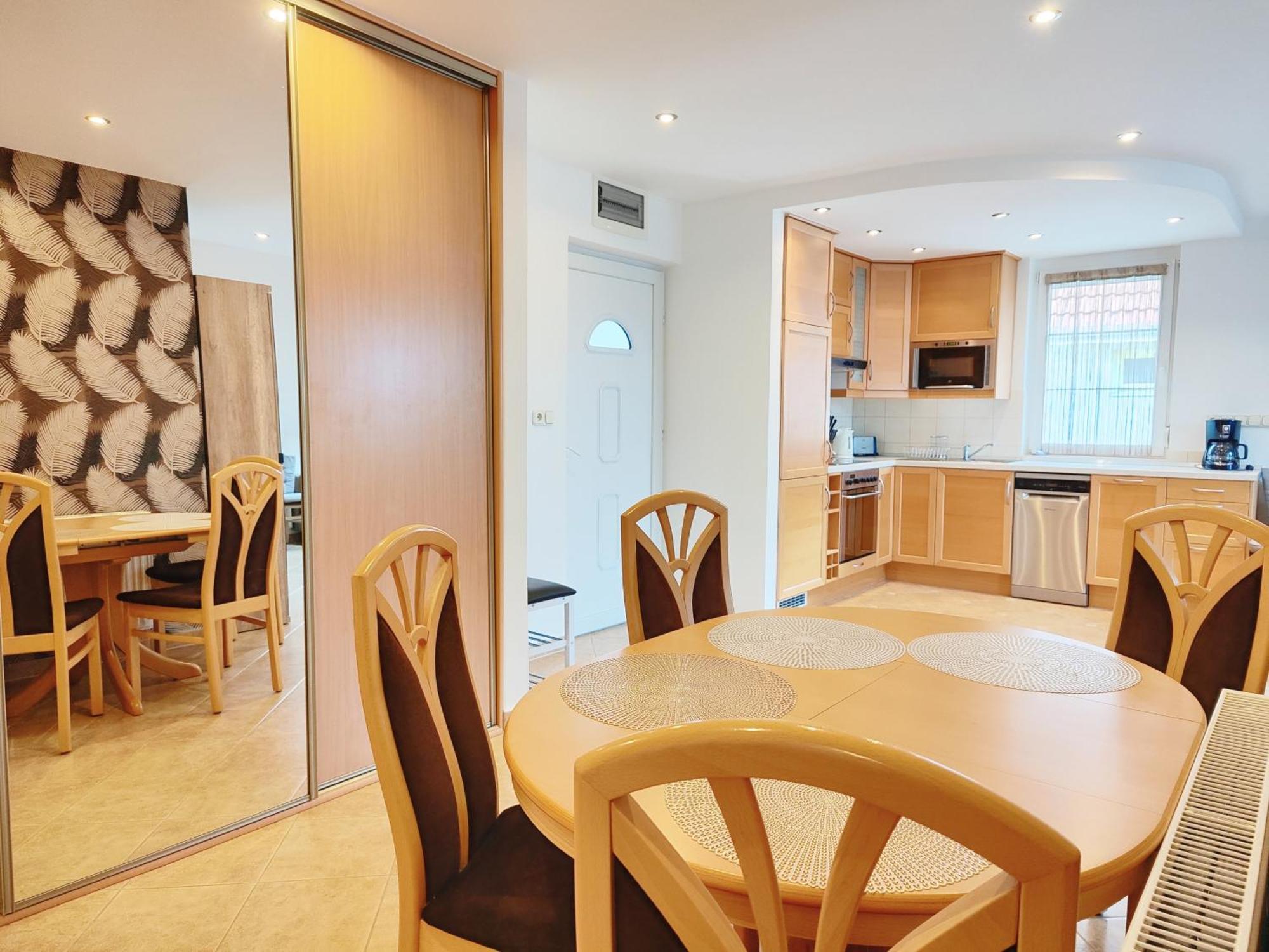 Boroka Apartman Heviz Exterior photo