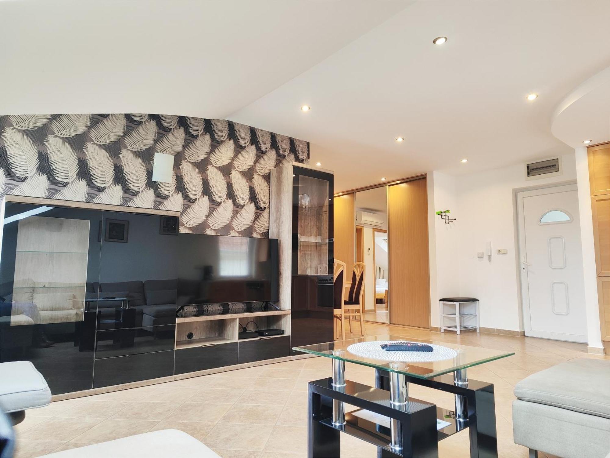 Boroka Apartman Heviz Exterior photo